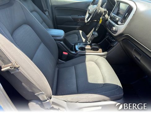 Used 2018 GMC Canyon SLE w/ SLE Convenience Package RWD image 30
