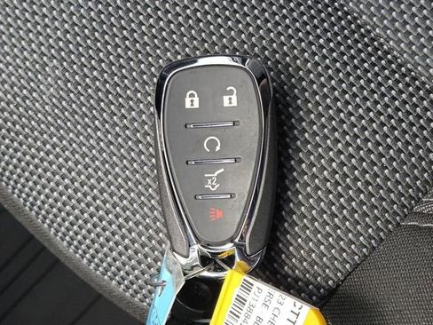 Certified 2023 Chevrolet Traverse LT FWD image 38