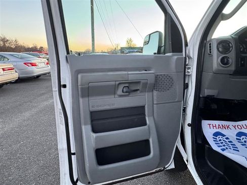 Used 2011 Ford E-350 and Econoline 350 Super Duty w/ PWR Group image 37