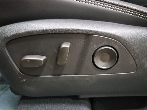 New 2025 GMC Sierra EV Denali image 24