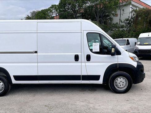 Used 2023 RAM ProMaster 2500 FWD image 17