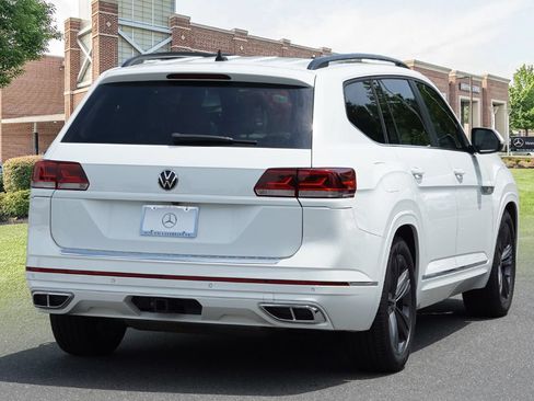 Used 2021 Volkswagen Atlas SE w/ Panoramic Sunroof Package FWD image 7