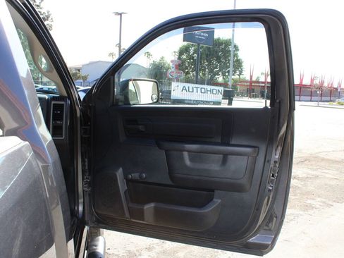 Used 2016 RAM 1500 Tradesman image 17