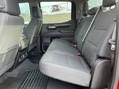 Used 2024 Chevrolet Silverado 1500 LT AWD/4WD image 4