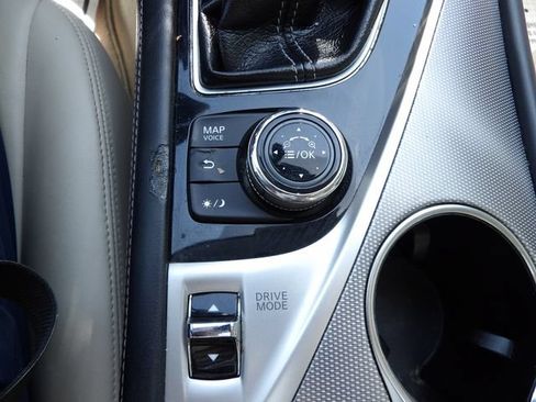 Used 2015 INFINITI Q50 Premium w/ Navigation Package RWD image 32