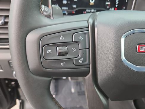 Used 2024 GMC Sierra 1500 AT4 w/ Technology Package AWD/4WD image 29