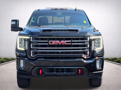 Used 2023 GMC Sierra 2500 AT4 w/ AT4 Premium Plus Package AWD/4WD image 3
