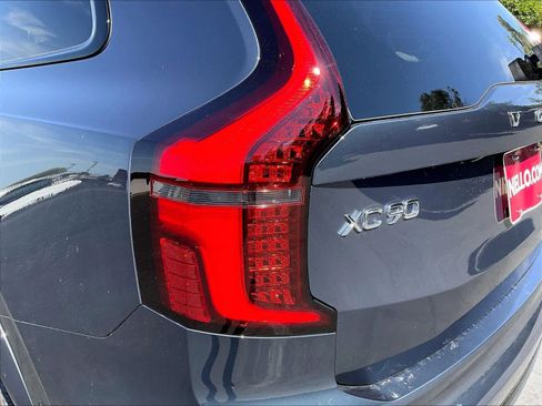New 2026 Volvo XC90 T8 Ultra w/ Protection Package AWD/4WD image 25
