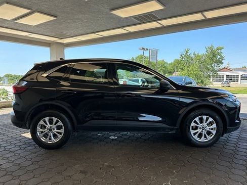 Used 2023 Ford Escape Active AWD/4WD image 4