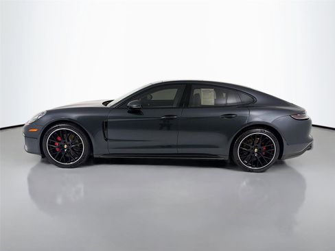 Certified 2023 Porsche Panamera 4S image 2