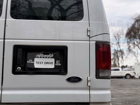 Used 2008 Ford E-250 and Econoline 250 image 10