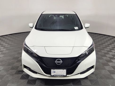 Used 2025 Nissan Leaf S FWD image 8