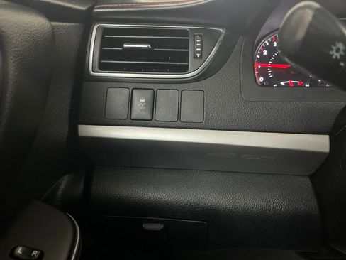 Used 2017 Toyota Camry SE image 57