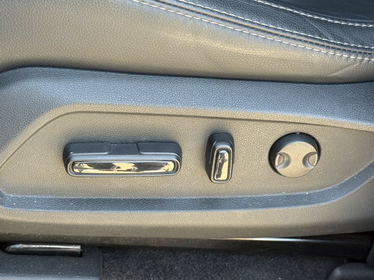 Used 2023 Honda Pilot Touring image 23