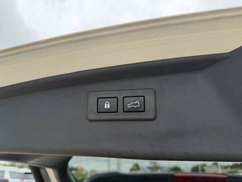 Used 2024 Subaru Outback Wilderness AWD/4WD image 5