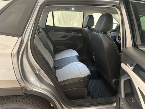 New 2026 Volkswagen Tiguan SE AWD/4WD image 15