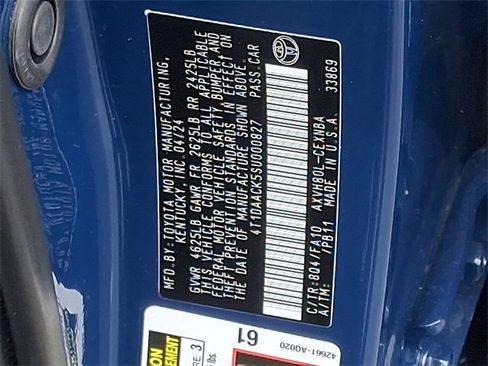 Used 2025 Toyota Camry LE image 28