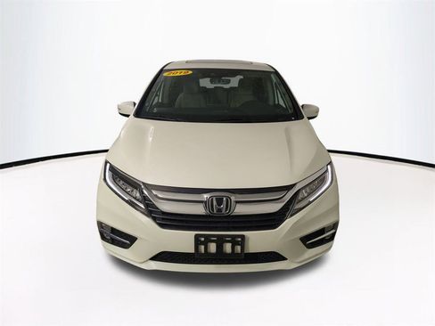 Used 2019 Honda Odyssey Elite image 3