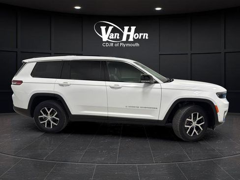 Used 2024 Jeep Grand Cherokee L Limited w/ Luxury Tech Group II AWD/4WD image 8