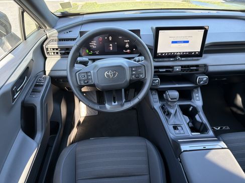 Used 2026 Toyota RAV4 SE w/ Convenience Package AWD/4WD image 23