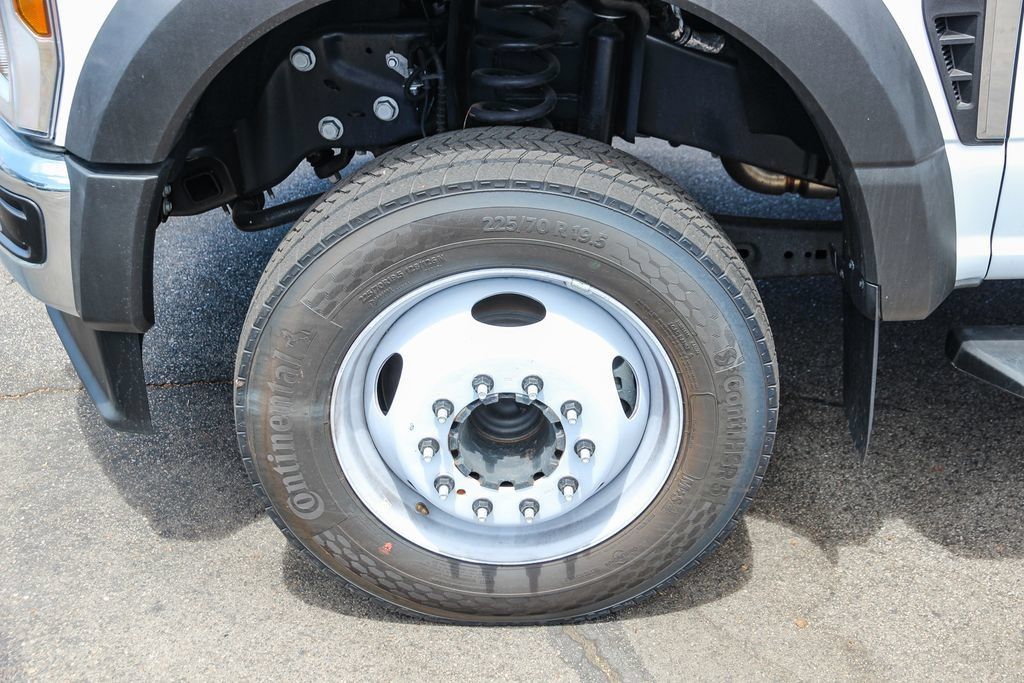 New 2024 Ford F550 Luxury RWD image 11