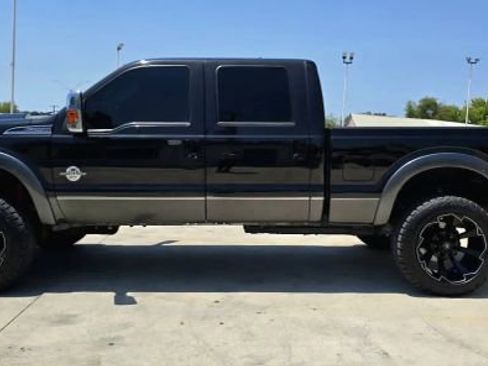 Used 2015 Ford F250 Lariat w/ Lariat Ultimate Package image 6