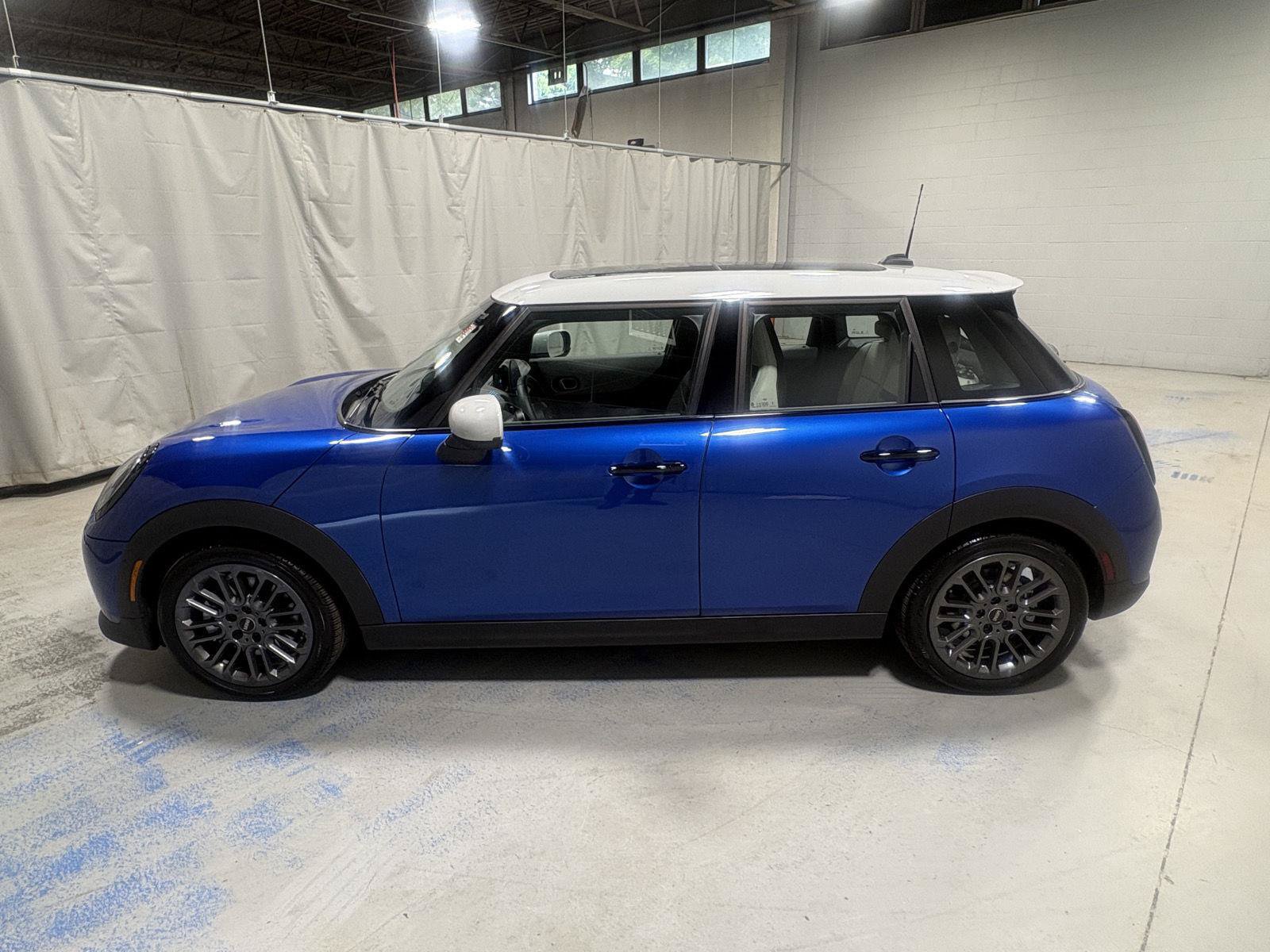 Used 2026 MINI Cooper S FWD image 17