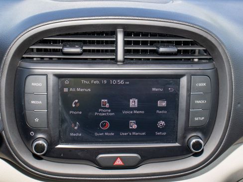 Used 2023 Kia Soul LX image 29