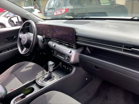 Used 2024 Hyundai Kona SEL AWD/4WD image 14