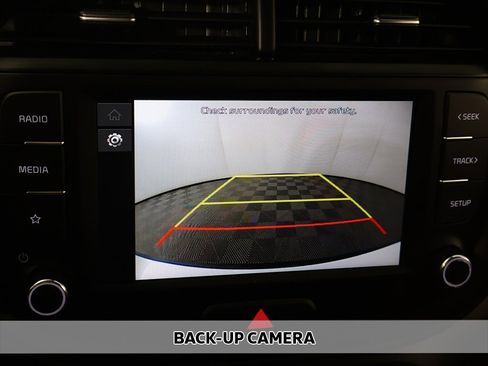 Certified 2025 Kia Soul LX w/ LX Technology Package image 5