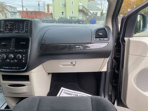 Used 2017 Dodge Grand Caravan SE w/ Power Window Group image 29