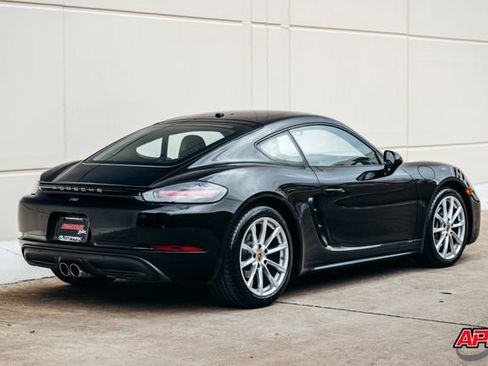 Used 2017 Porsche 718 Cayman image 10