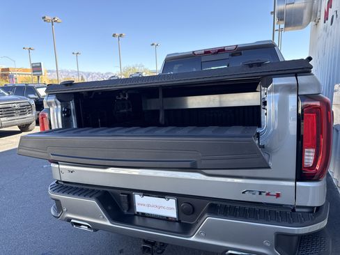 Used 2024 GMC Sierra 1500 AT4 w/ Technology Package image 3