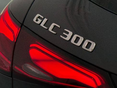 New 2026 Mercedes-Benz GLC 300 image 21