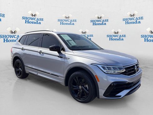 Used 2023 Volkswagen Tiguan SE R-Line FWD image 10