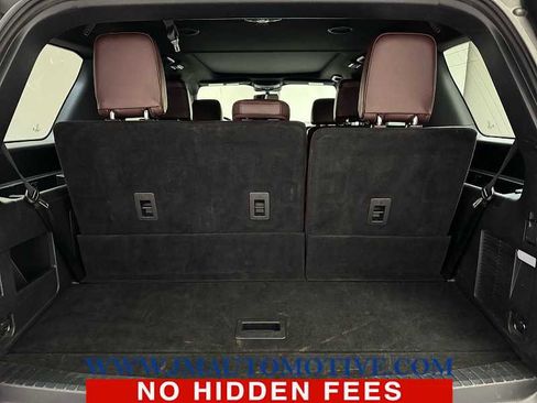 Used 2023 Ford Expedition Limited image 18