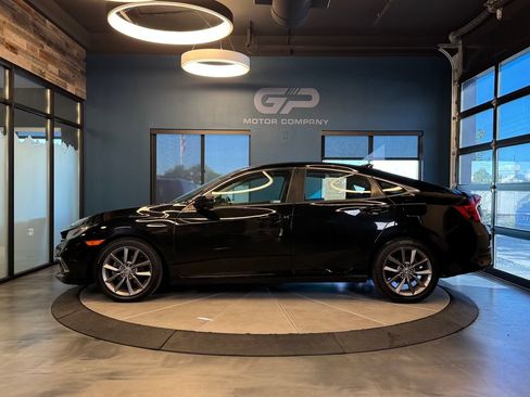 Used 2019 Honda Civic EX image 6