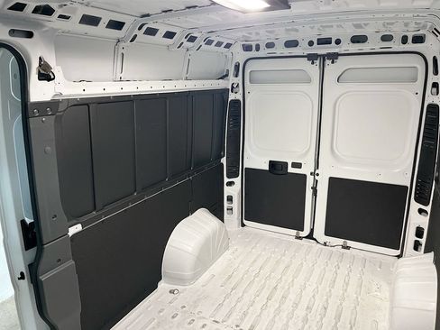 Used 2025 RAM ProMaster 3500 w/ Convenience Group FWD image 25