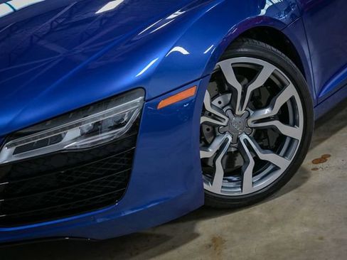 Used 2014 Audi R8 V10 image 3