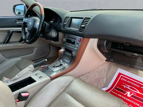 Used 2006 Subaru Outback 3.0R L.L. Bean image 19