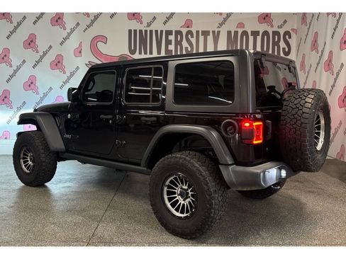 Used 2018 Jeep Wrangler Unlimited Sport S image 13