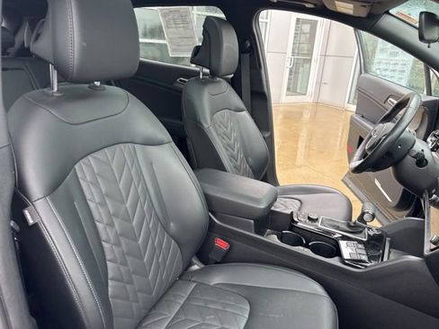 Used 2024 Kia Sportage X-Line w/ X-Line Premium Package AWD/4WD image 31