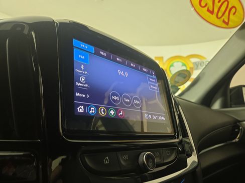 Certified 2023 Chevrolet Traverse LT image 20