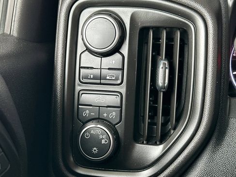 Certified 2023 Chevrolet Silverado 1500 Custom AWD/4WD image 33