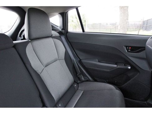 Certified 2024 Subaru Crosstrek 2.0i Premium image 12