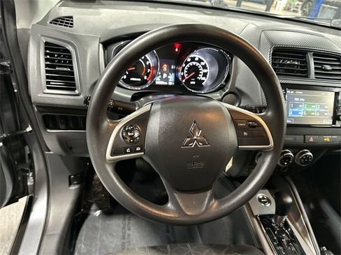 Used 2023 Mitsubishi Outlander Sport ES image 11