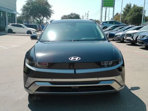 Used 2025 Hyundai Ioniq 5 Limited RWD image 2