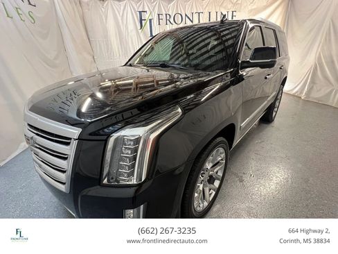 Used 2020 Cadillac Escalade Platinum RWD image 3