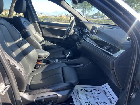 Used 2021 BMW X1 sDrive28i w/ Convenience Package image 9