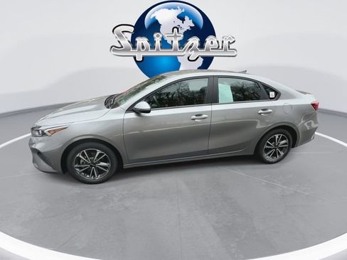 Used 2024 Kia Forte LXS image 6